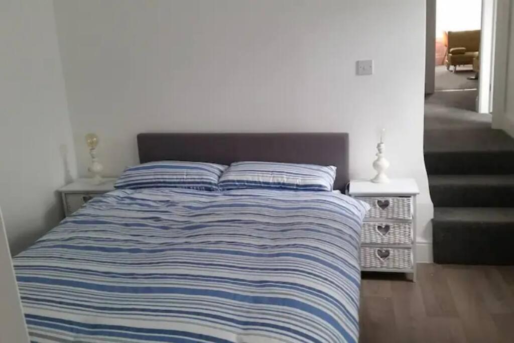 Orme View Dog Friendly Apartment Лландидно Экстерьер фото