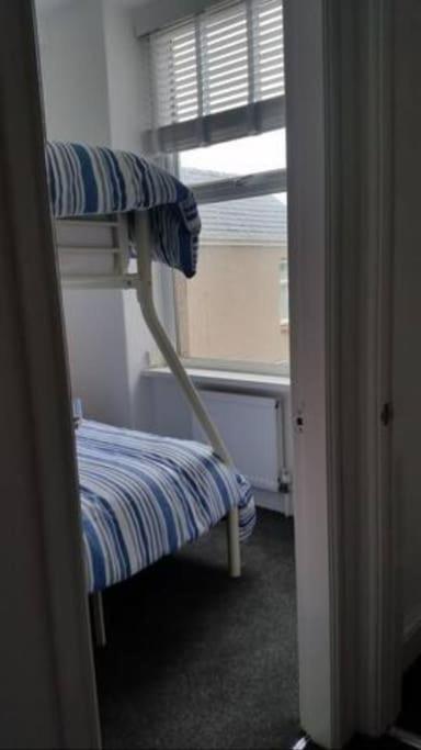 Orme View Dog Friendly Apartment Лландидно Экстерьер фото